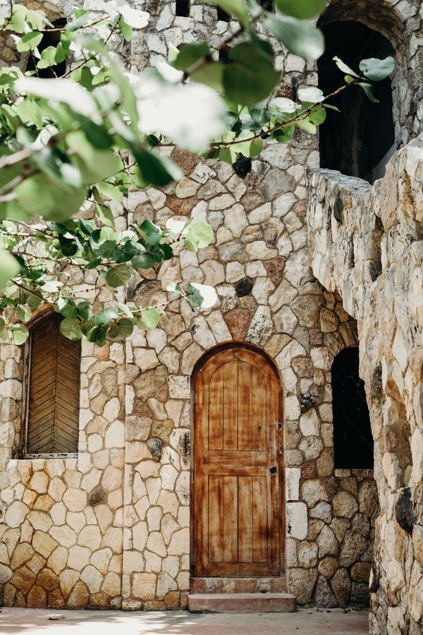 Pattoo Castle Villa Negril Exterior photo